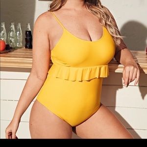 Never worn- bathing suit - size 3XL